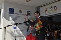 Директор и кмет биха първия звънец в Езикова гимназия „Иван Вазов“