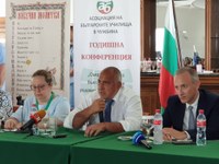 Допълнителни 2 милиона лева в следващия бюджет за българските училища в чужбина 