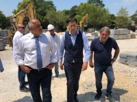 Премиерът Бойко Борисов и кметът Иван Тотев инспектираха реконструкцията на площад "Централен"