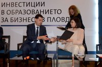 За първи път в България: Образователно-индустриален борд започва да работи в Пловдив